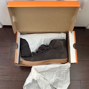 Nike Blazer Mid ‘77 Suede Velvet Brown with Gum outsole